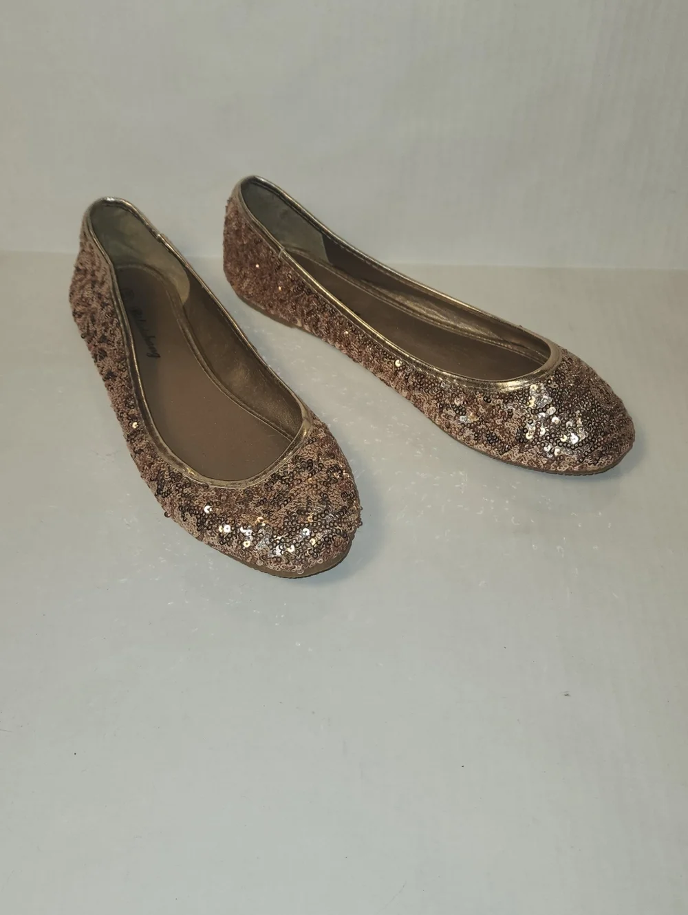 Rose Gold Sequin Embellished Rounded Toe Ballet Flats Size 8 39 EUC